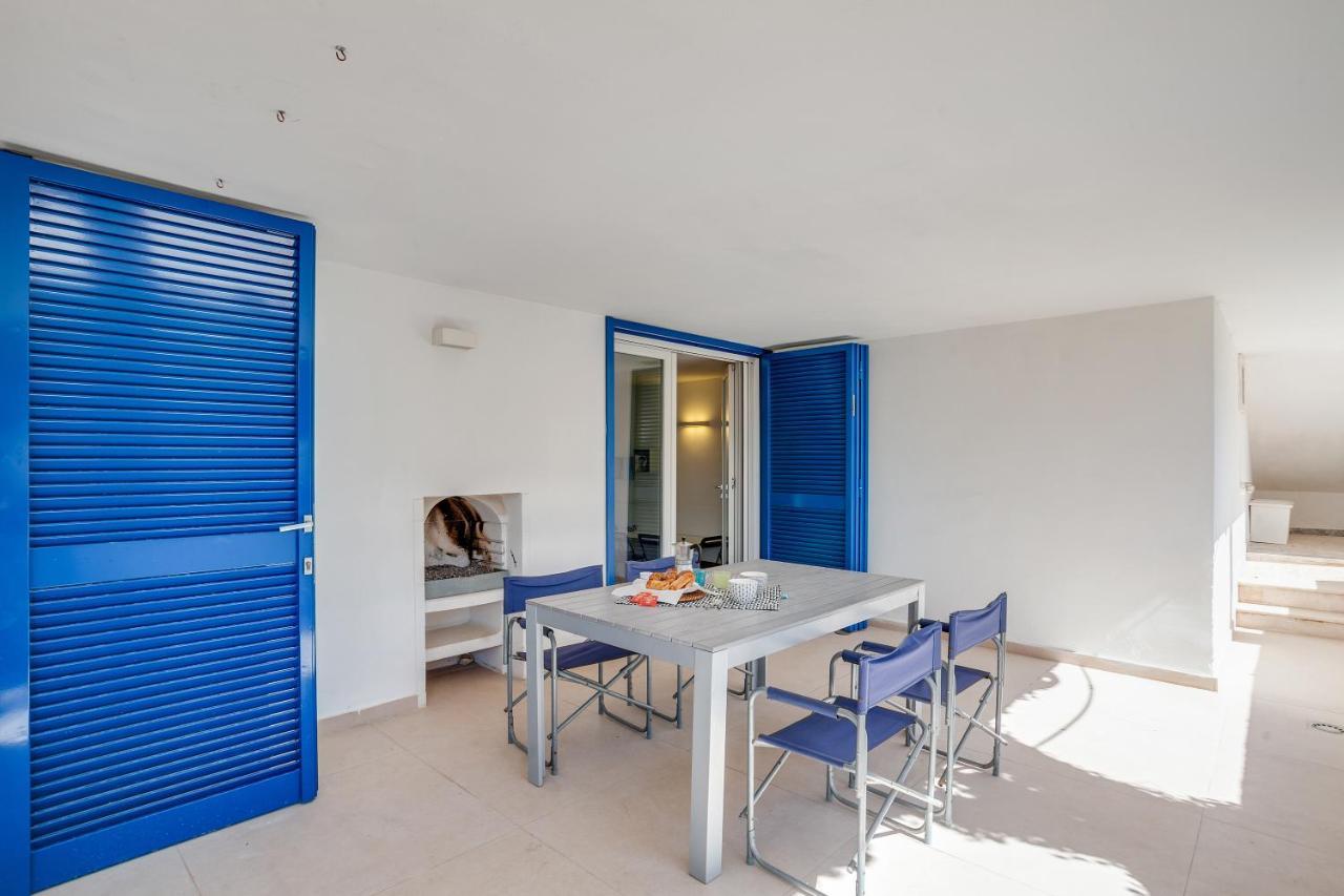 Casalmare Apartments One Step From The Sea Mola di Bari Luaran gambar
