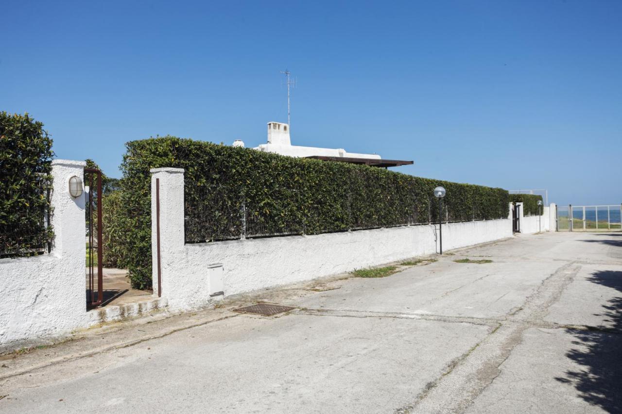 Casalmare Apartments One Step From The Sea Mola di Bari Luaran gambar